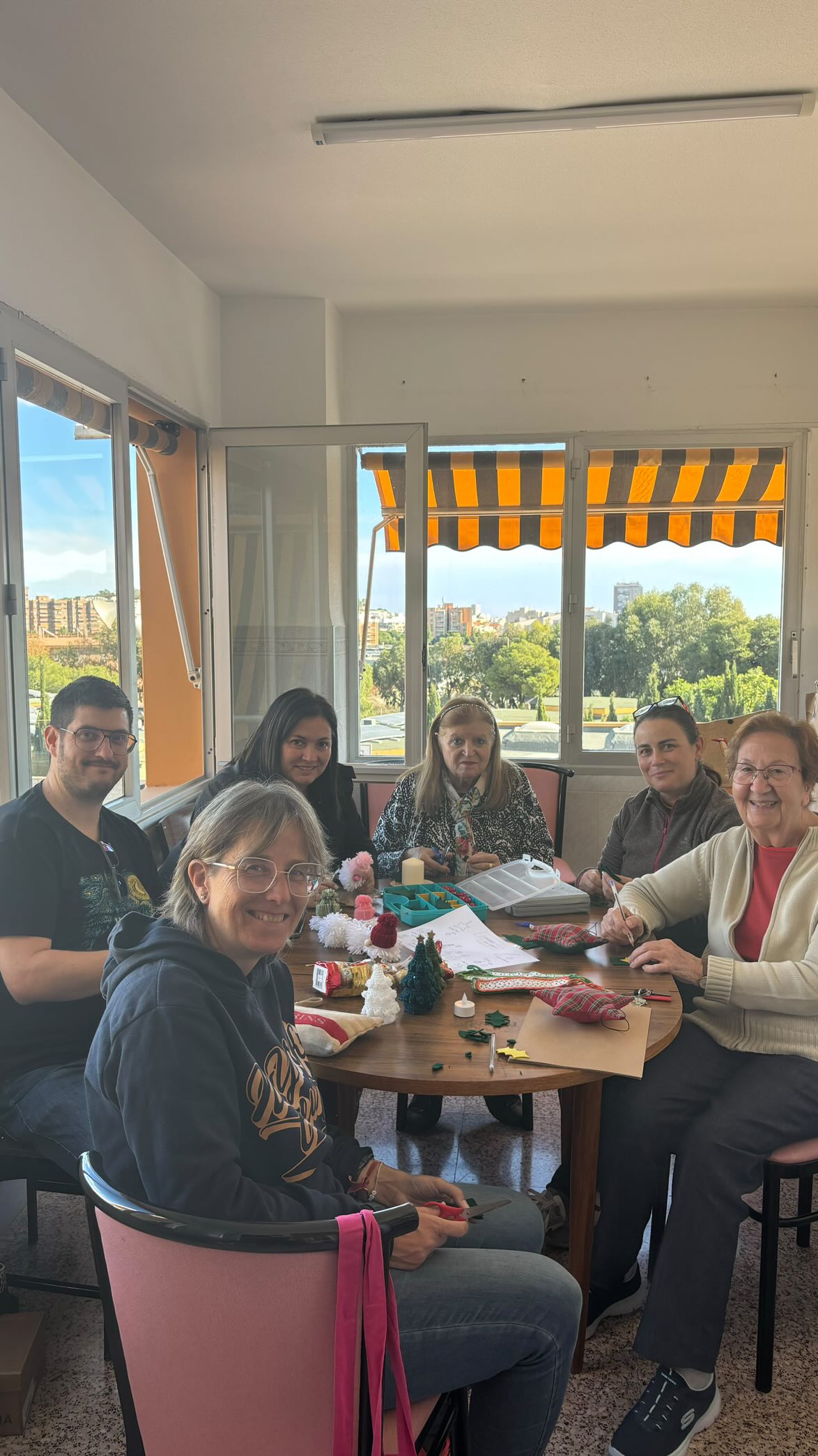 Taller Solidario en Salesianas Alicante